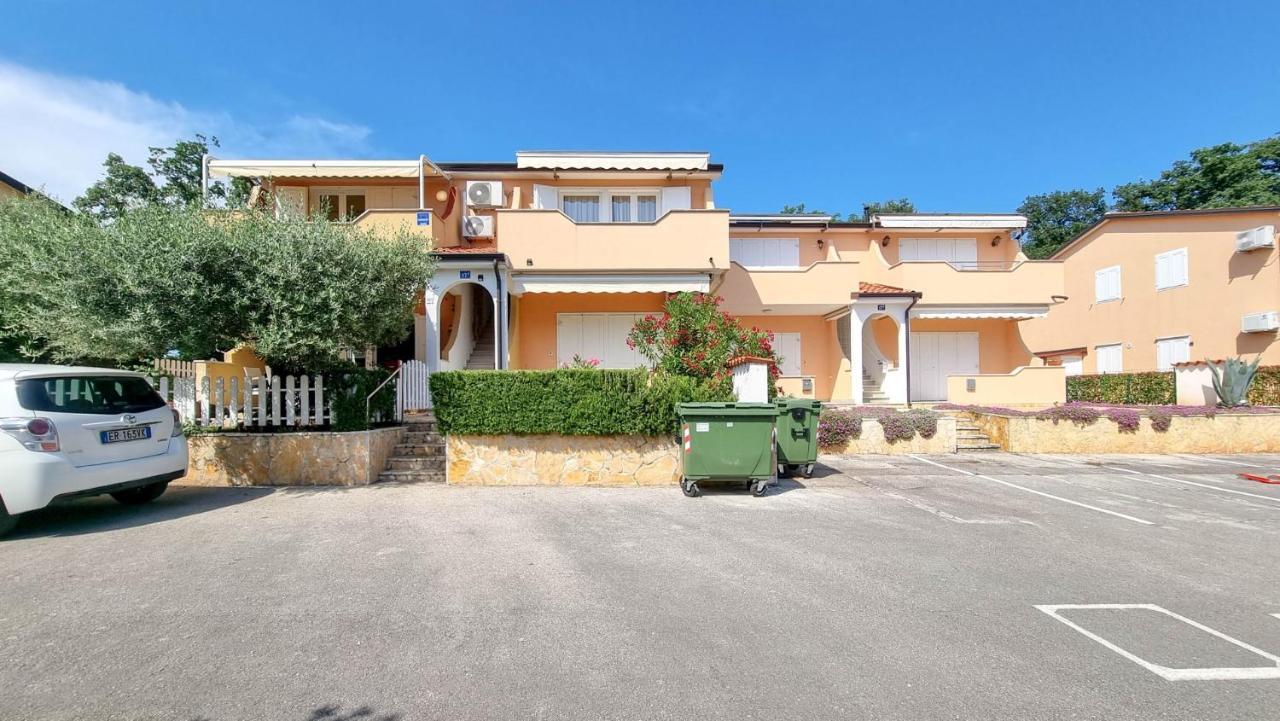 Carlo Apartment Lovrecica  Exterior photo